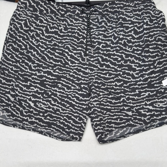 🖤 LEGENDS Boro Shorts - Black/White Static Camo - XXL - Picture 5 of 7
